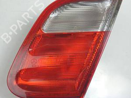 Højre baklys, luke MERCEDES-BENZ CLK (C208) CLK 230 Kompressor (208.347) (193 hp) 31240520