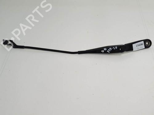 Used Front windshield wiper arm Front windshield wiper arm FORD MONDEO IV (BA7) 2.0 TDCi (140 hp) 6846047 6846047