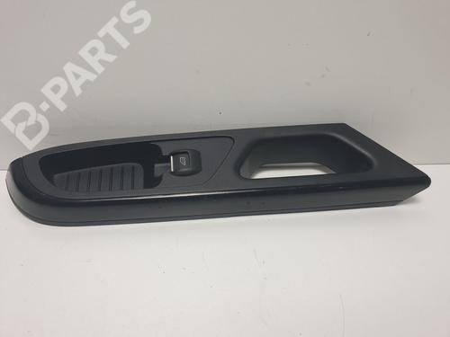 Used Right front window switch Right front window switch FORD B-MAX (JK) 1.0 EcoBoost (125 hp) 8939898 8939898