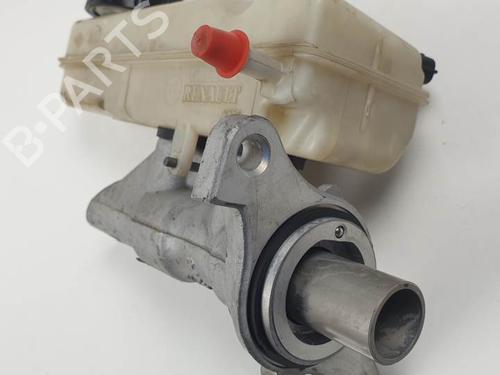 Brake master cylinder RENAULT MEGANE III Hatchback (BZ0/1_, B3_) 1.6 16V (BZ0H) | BP24915835M77 
