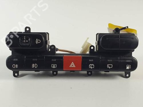 Used Switch Switch TATA SAFARI (42_FD) 3.0 D (116 hp) 17899312 17899312