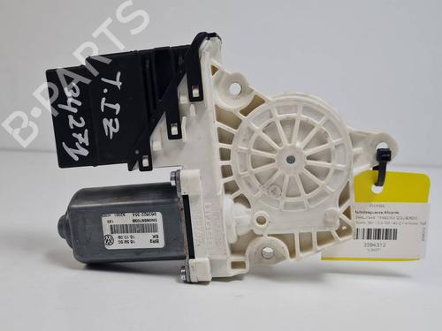 Rudehejsemotor bagstkærm venstre Rudehejsemotor bagstkærm venstre VW TIGUAN (5N_) 2.0 TDI 4motion (140 hp) 36764560 36764560