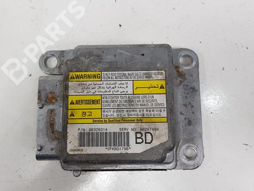 ecu-airbags-daewoo-nubira-wagon-j100-20-16v-96329314-96329314-1997-9050249 main image