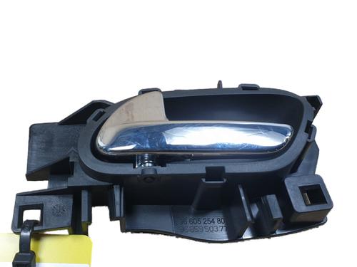 Used Front left interior door handle Front left interior door handle 38498000 38498000