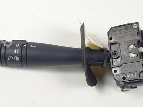Used Headlight switch RENAULT CLIO II (BB_, CB_) 1.6 16V (BB01, BB0H, BB0T, BB14, BB1D, BB1R, BB2KL, BB3G... (107 hp) 30800950