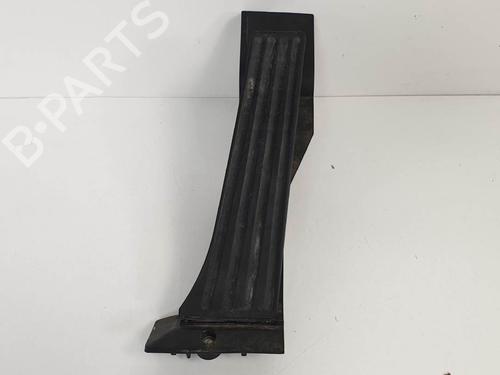 Used Pedal BMW 7 (E65, E66, E67) 745 i, Li (333 hp) 6853755