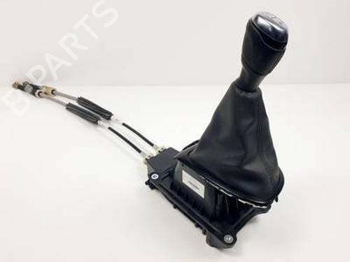 Used Gear lever RENAULT CLIO IV (BH_) 0.9 TCe 90 (BHNF, BHMA, BHMH, BHJK, BHJR) (90 hp) 30763409