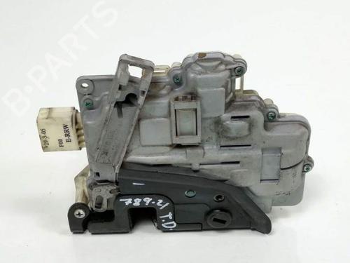 Rear right lock VW PASSAT B6 (3C2) 1.9 TDI | BP7820460C99 