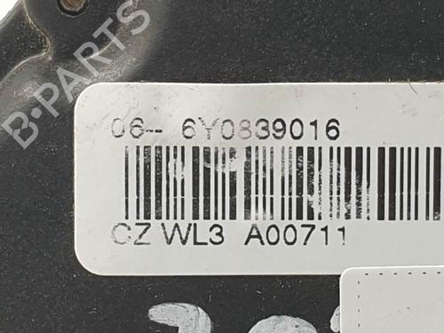 Rear right lock SKODA FABIA I (6Y2) 1.2 | BP24916129C99 