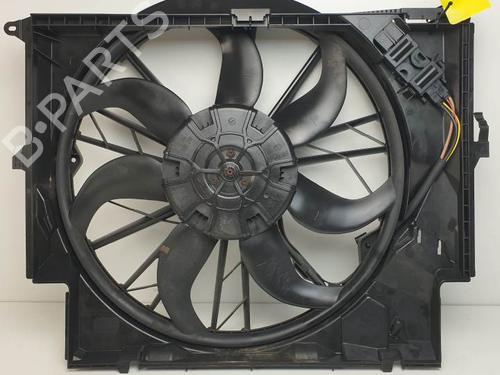 Used Radiator fan BMW X1 (E84) xDrive 23 d (204 hp) 25707055