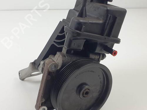 Used Steering pump Steering pump MERCEDES-BENZ C-CLASS T-Model (S204) C 200 CDI (204.207) (136 hp) 28060871 28060871