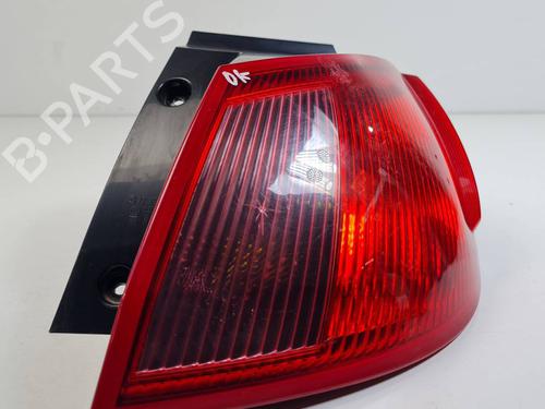 Farolim direito Farolim direito MITSUBISHI COLT VI (Z3_A, Z2_A) 1.3 (Z21A) (95 hp) 36374808 36374808