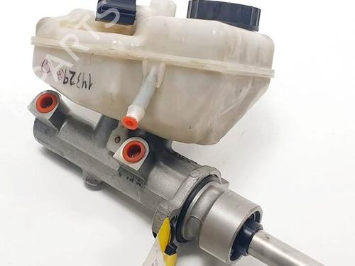 Brake master cylinder FORD MONDEO III (B5Y) 2.0 TDCi | BP17899212M77 