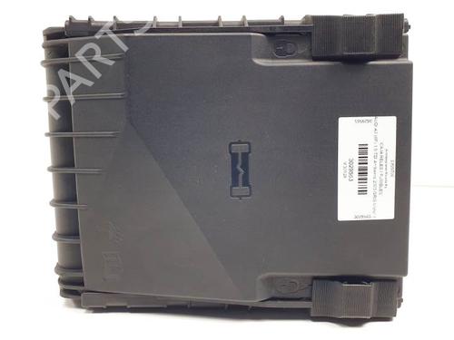 Used Fuse box AUDI A3 (8P1) 1.9 TDI (105 hp) 24263270
