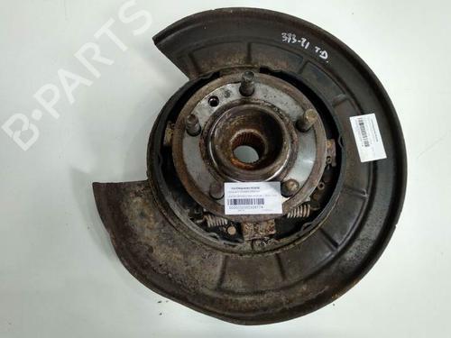 Used Right rear steering knuckle LAND ROVER DISCOVERY III (L319) 2.7 TD 4x4 (190 hp) 7242824