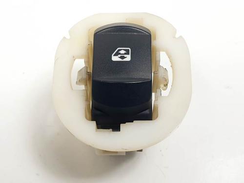 Used Right front window switch RENAULT CLIO III (BR0/1, CR0/1) 1.2 16V (BR02, BR0J, BR11, CR02, CR0J, CR11) (75 hp) 28060835