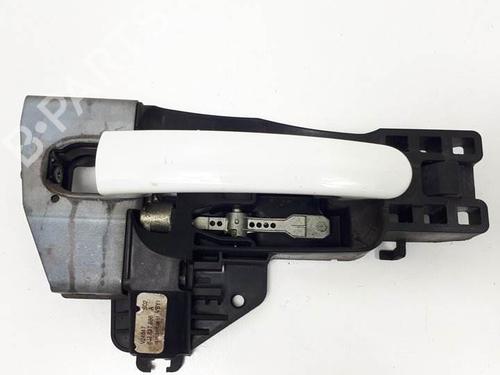front-right-exterior-door-handle-audi-tt-roadster-8j9-20-tfsi-quattro-8j2837886a-2007-2008-2009-2010-2011-2012-2013-2014-16096099 main image