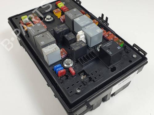Used Fuse box Fuse box OPEL ASTRA J (P10) 1.4 (68) (100 hp) 30278557 30278557