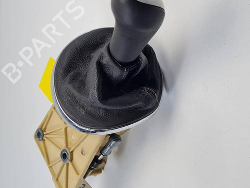 Used Gear lever Gear lever LANCIA YPSILON (843_) 1.3 D Multijet (843.AXE11, 843.AXE1A) (90 hp) 34576535 34576535
