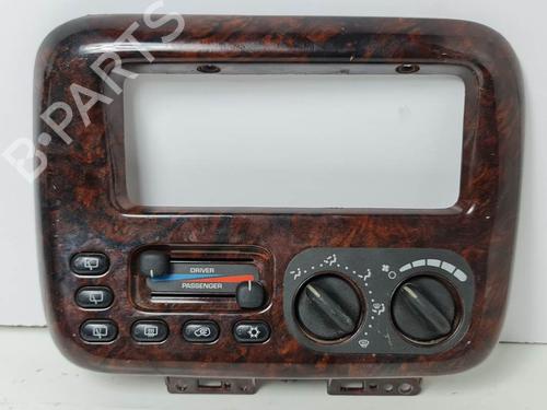 Used Climate control Climate control CHRYSLER VOYAGER / GRAND VOYAGER III (GS_, NS_) 2.5 TD (116 hp) 6851750 6851750