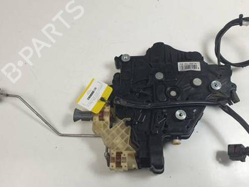 Cerradura puerta trasera derecha VW CADDY III Box Body/MPV (2KA, 2KH, 2CA, 2CH) 1.6 TDI (102 hp) 31272413