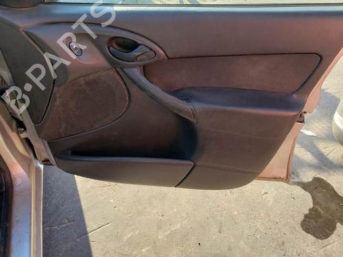 Right taillight FORD FOCUS I Turnier (DNW) 1.8 TDCi | BP11850390C35 