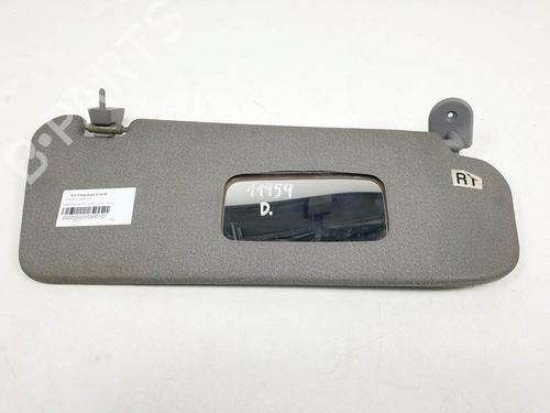 Used Right sun visor Right sun visor 13741649 13741649