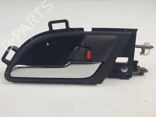Used Front right interior door handle HONDA CR-V III (RE_) 2.0 i-VTEC (RE5, RE1) (150 hp) 25258093