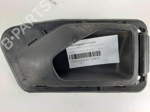 Used Front left interior door handle Front left interior door handle PEUGEOT 306 Break (7E, N3, N5) 1.9 D (69 hp) 6841915 6841915
