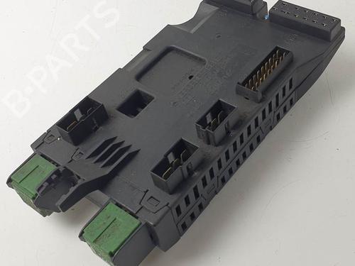 Used Fuse box Fuse box VW LT 28-46 II Van (2DA, 2DD, 2DH) 2.5 TDI (109 hp) 28065914 28065914