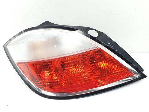 Venstre baglygte OPEL ASTRA H (A04) 1.4 (L48) (90 hp) 28574373