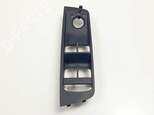 Used Switch Switch AUDI A1 Sportback (8XA, 8XF) 1.2 TFSI (86 hp) 24516050 24516050