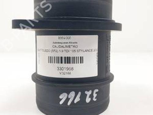Used Mass air flow sensor SEAT TOLEDO III (5P2) 1.9 TDI (105 hp) 30919183