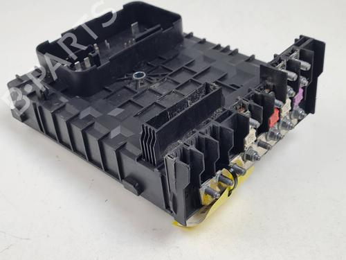 Used Fuse box Fuse box VW GOLF V Variant (1K5) 1.6 (102 hp) 34510968 34510968