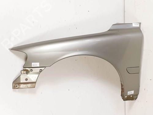 Used Left front fenders Left front fenders VOLVO V70 II (285) D5 (185 hp) 17431916 17431916