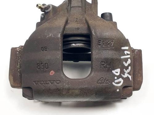 Used Right front brake caliper Right front brake caliper VOLVO V70 II (285) 2.4 (140 hp) 19070899 19070899