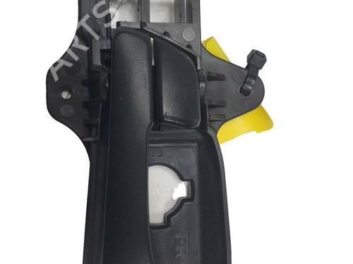 Front left interior door handle HYUNDAI i30 (FD) 1.6 CRDi | BP38165752I13 - Image 2