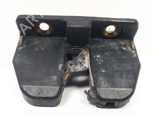 Used Rear right lock VW TRANSPORTER T4 Van (70A, 70H, 7DA, 7DH) 1.9 TD (68 hp) 16289297