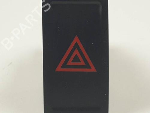 warning-switch-mg-mg-zs-suv-azs1-2017-24930335 main image