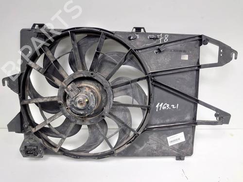 Used Radiator fan Radiator fan FORD MONDEO I Turnier (BNP) 2.0 i 16V (136 hp) 8208347 8208347