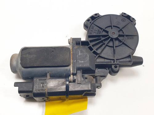 left-front-window-motor-renault-megane-ii-saloon-lm01_-2003-39666746 main image