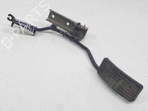 Used Pedal Pedal MITSUBISHI OUTLANDER I (CU_W) 2.0 4WD (CU2W) (136 hp) 13731574 13731574
