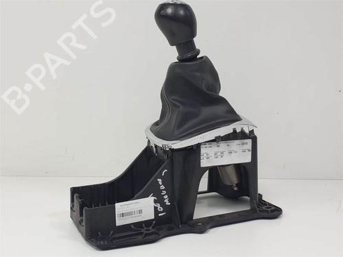 Gear lever RENAULT MEGANE III Hatchback (BZ0/1_, B3_) 1.5 dCi (BZ09, BZ0D, BZ1W, BZ29, BZ14) | BP10933318M90 