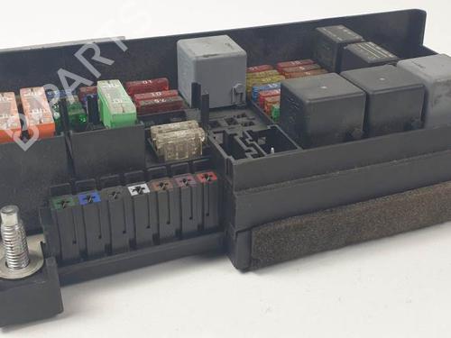 Used Fuse box Fuse box MERCEDES-BENZ M-CLASS (W164) ML 320 CDI 4-matic (164.122) (224 hp) 20511047 20511047
