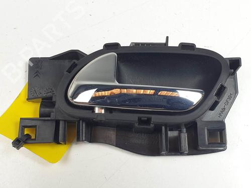 Used Front left interior door handle Front left interior door handle PEUGEOT 3008 I MPV (0U_) 1.6 HDi (109 hp) 28418601 28418601