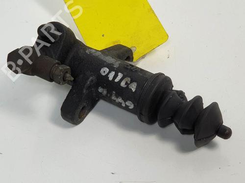Used Clutch slave cylinder Clutch slave cylinder VOLVO S40 I (644) 1.8 LPG (122 hp) 13953630 13953630