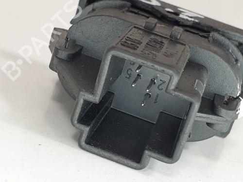 Right front window switch FORD MONDEO III (B5Y) 2.5 V6 24V | BP6860619I26 