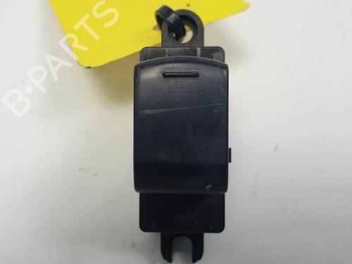 Used Right rear window switch NISSAN NAVARA NP300 (D40) 2.5 dCi (144 hp) 11271706
