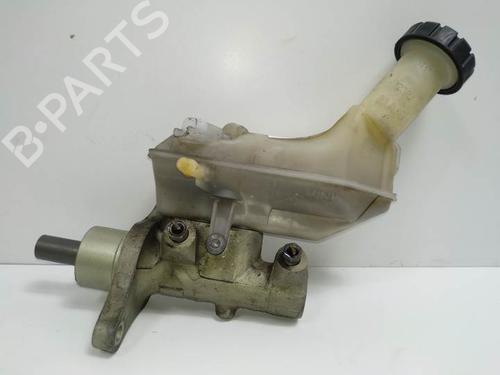 Used Brake master cylinder RENAULT CLIO III (BR0/1, CR0/1) 1.5 dCi (BR17, CR17) (86 hp) 8924701