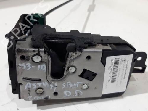Højre fortil lås Højre fortil lås OPEL ASTRA H (A04) 1.7 CDTI (L48) (80 hp) 6840135 6840135